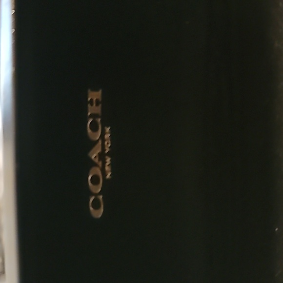 Coach Hard Glass Case - Picture 7 of 7